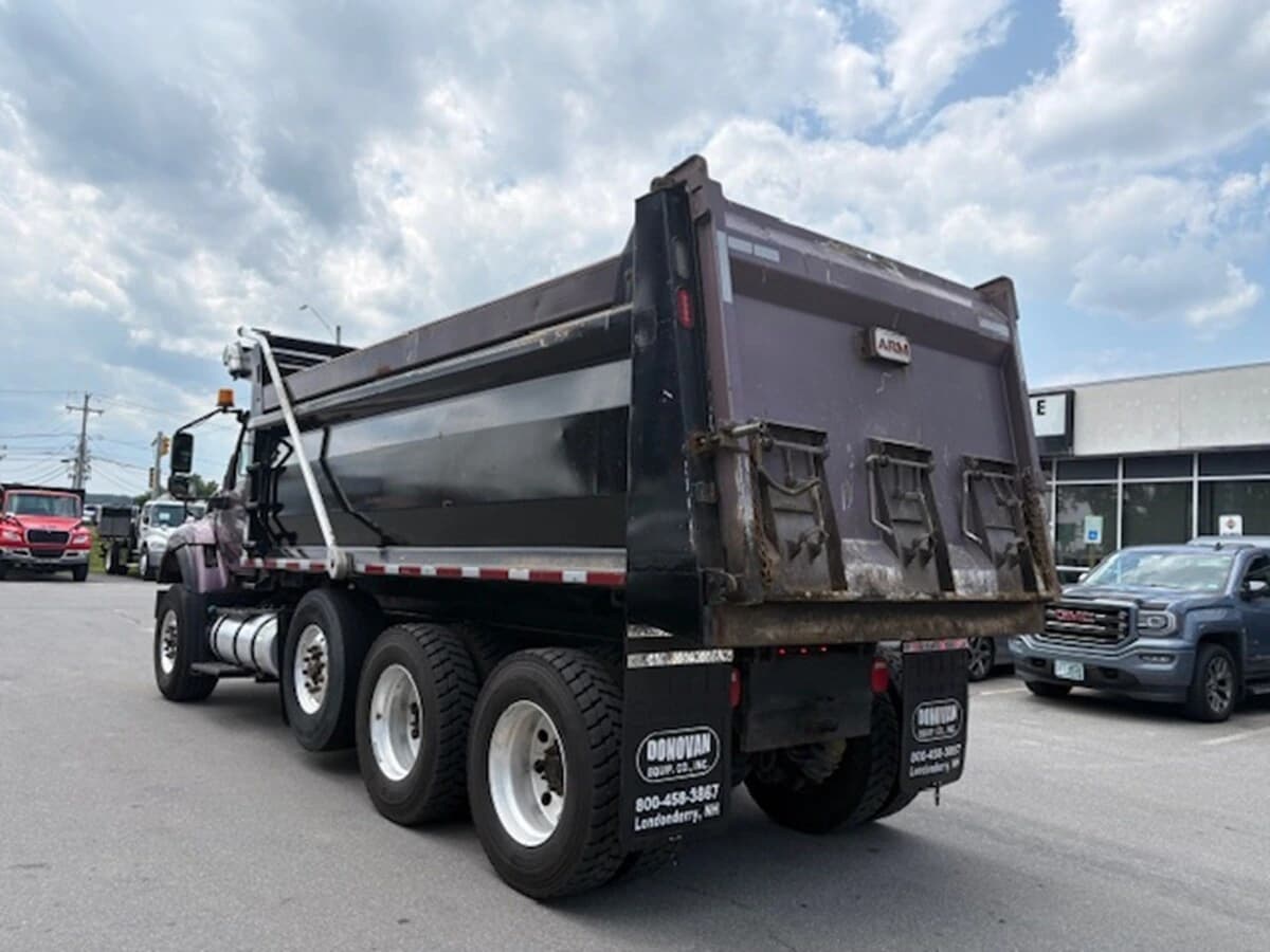 2021 International HV — photo 12