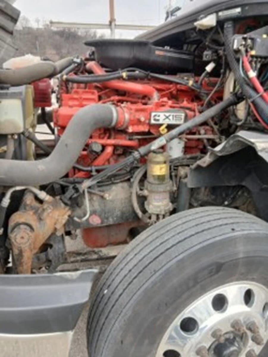 2020 International LT — photo 6