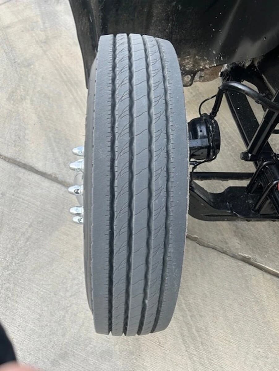 2021 Freightliner 122SD — photo 11