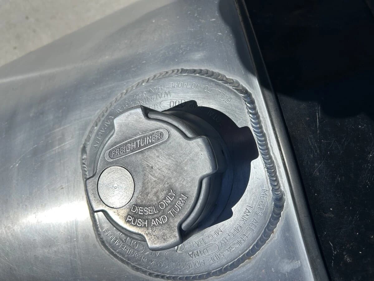 2016 Freightliner Cascadia — photo 4