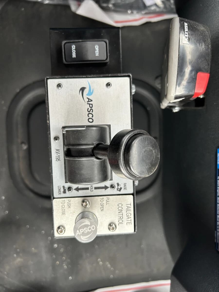 2026 Freightliner M2 106 — photo 14