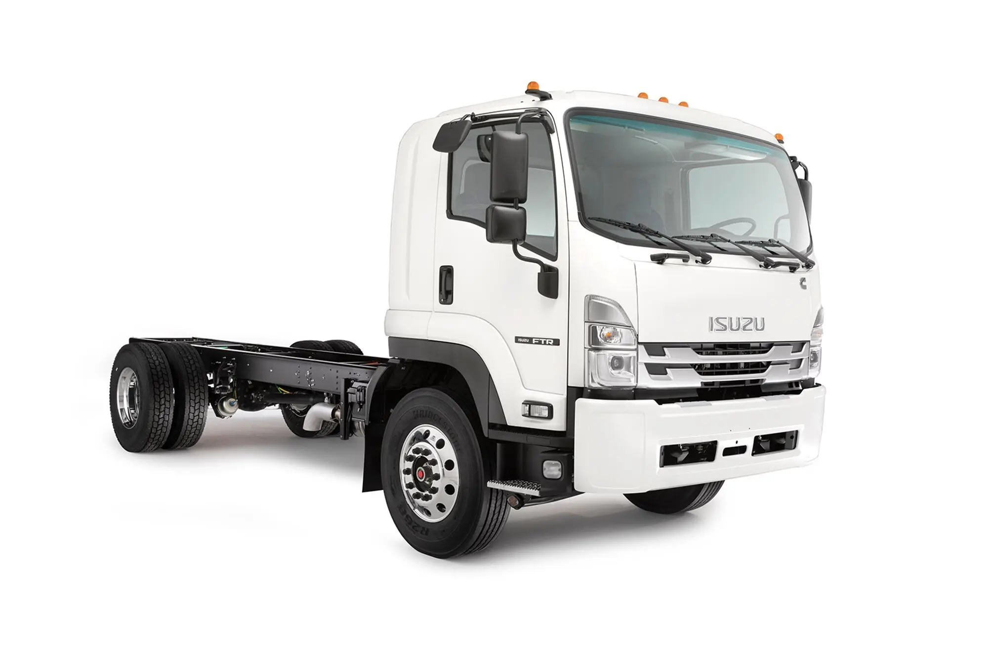 2025 Isuzu FTR — photo 3