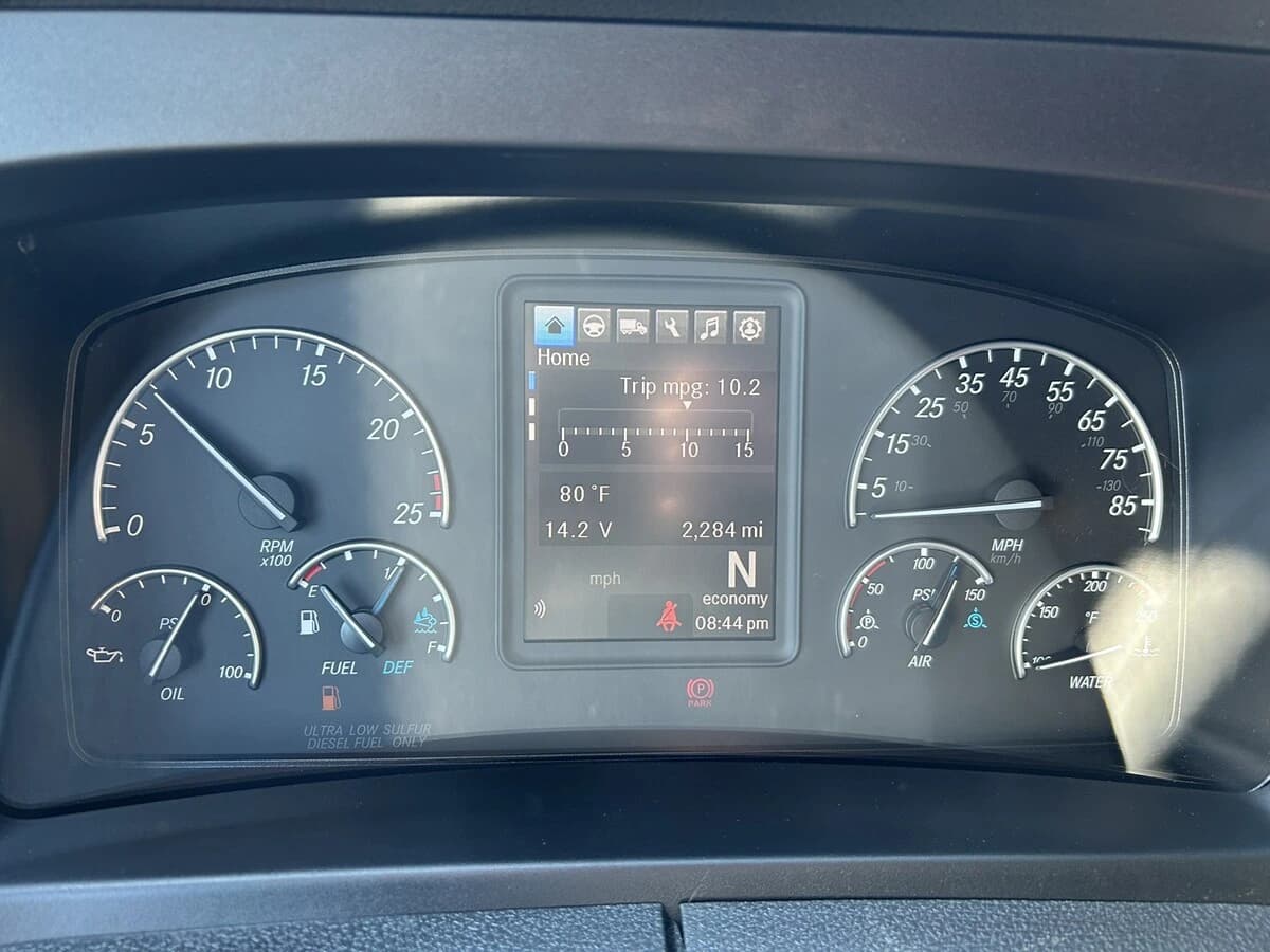 2026 Freightliner Cascadia — photo 15