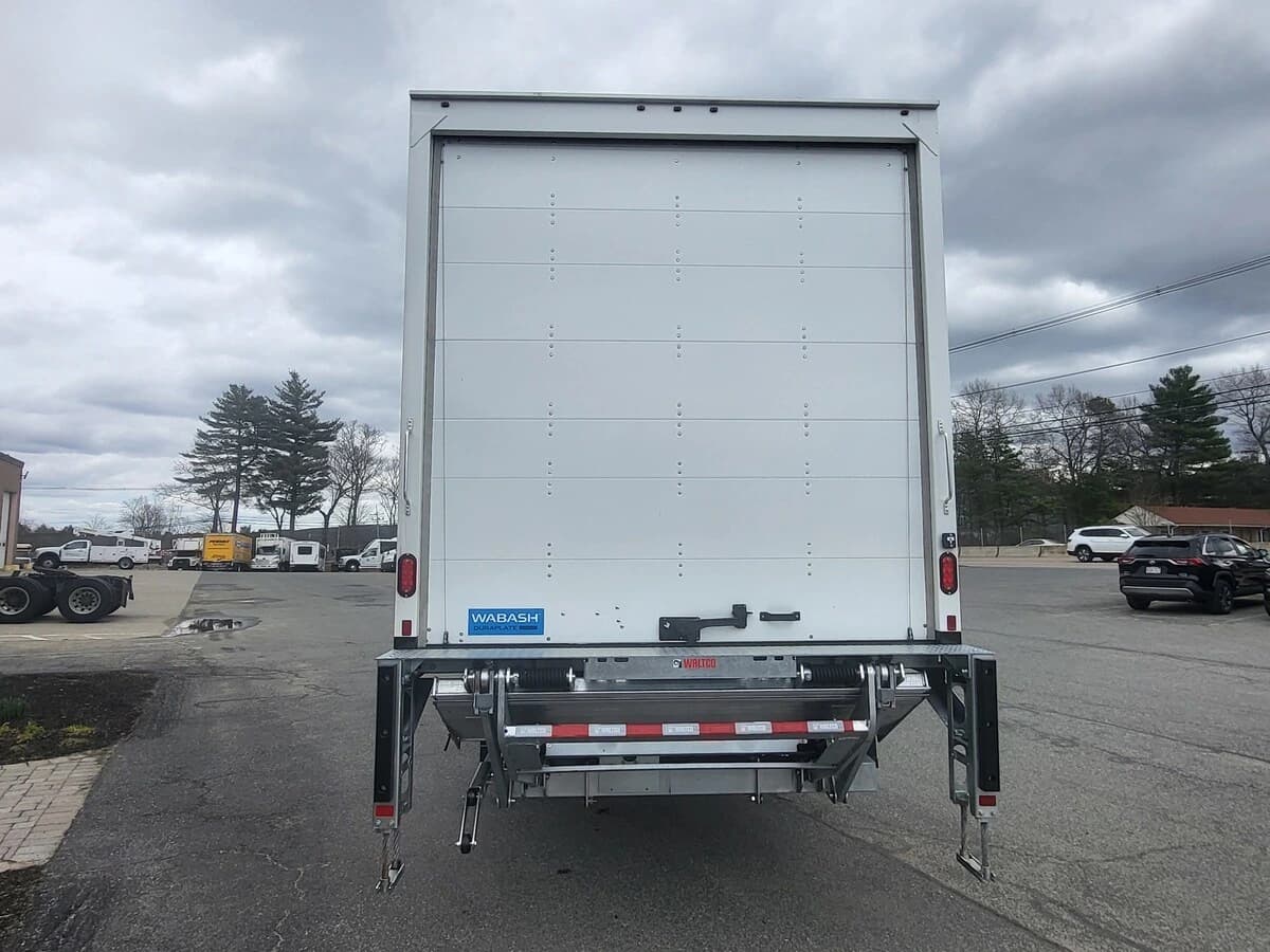 2025 International MV — photo 6