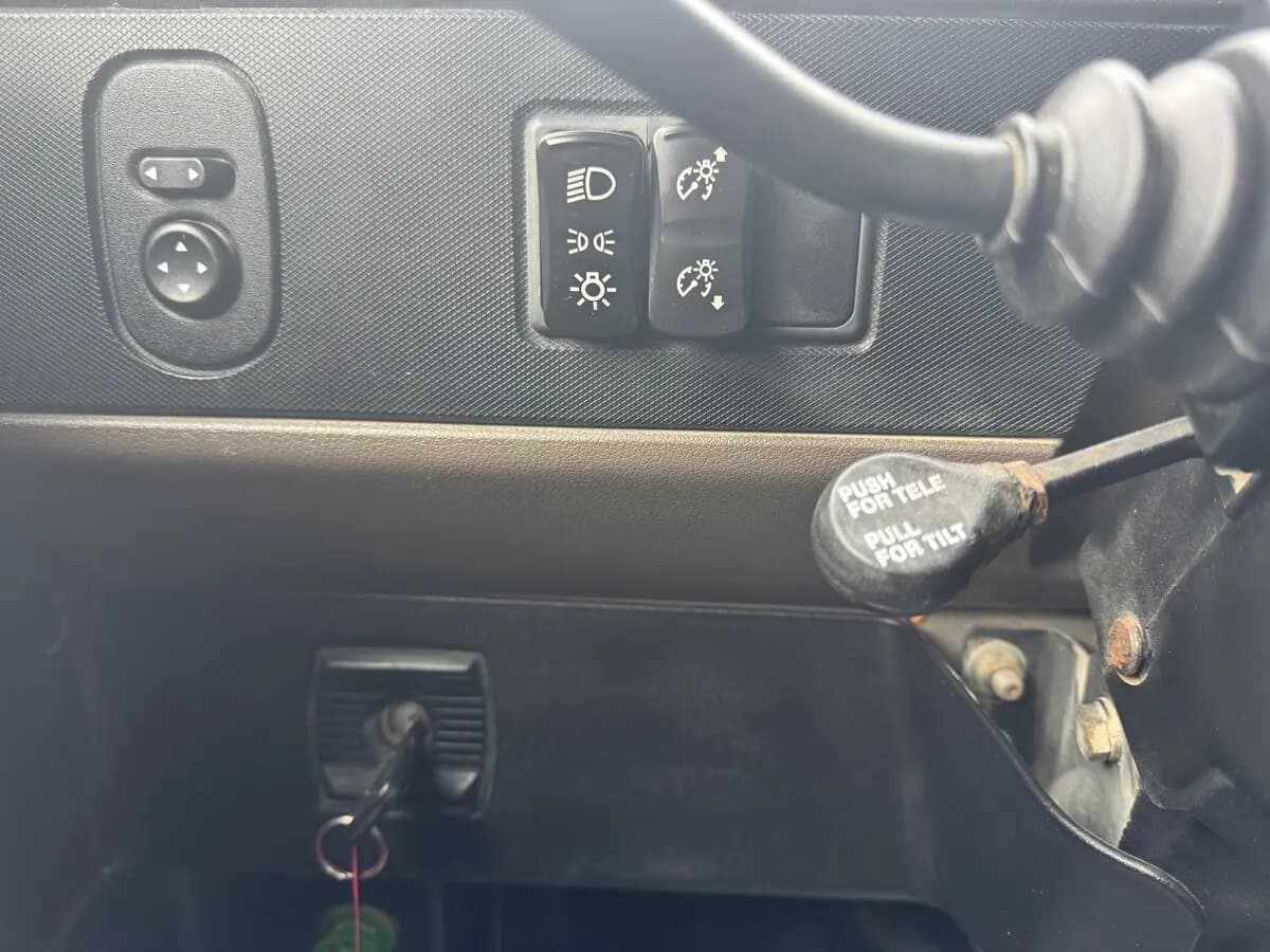 2018 International HX — photo 32