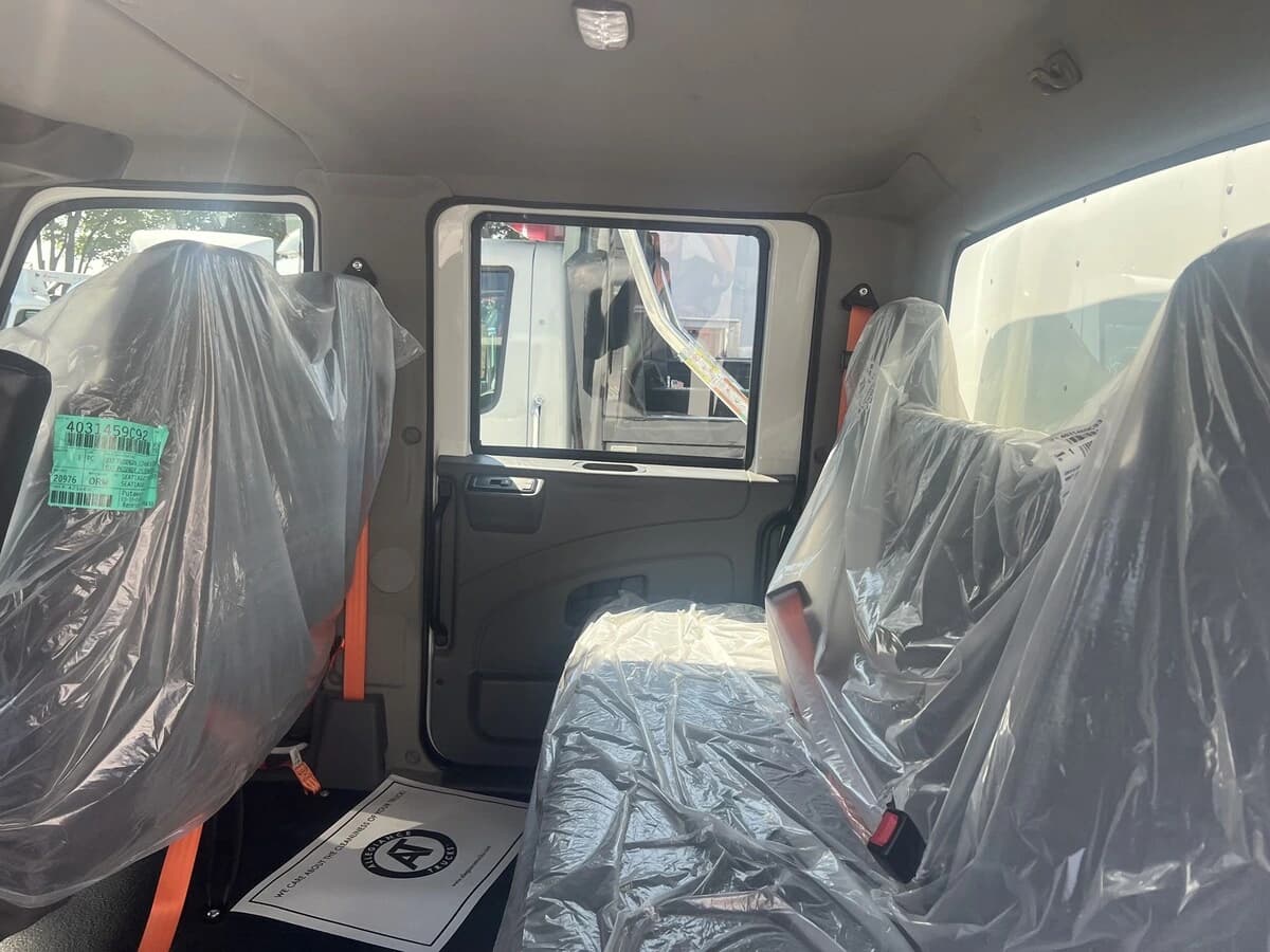 2025 International MV — photo 32