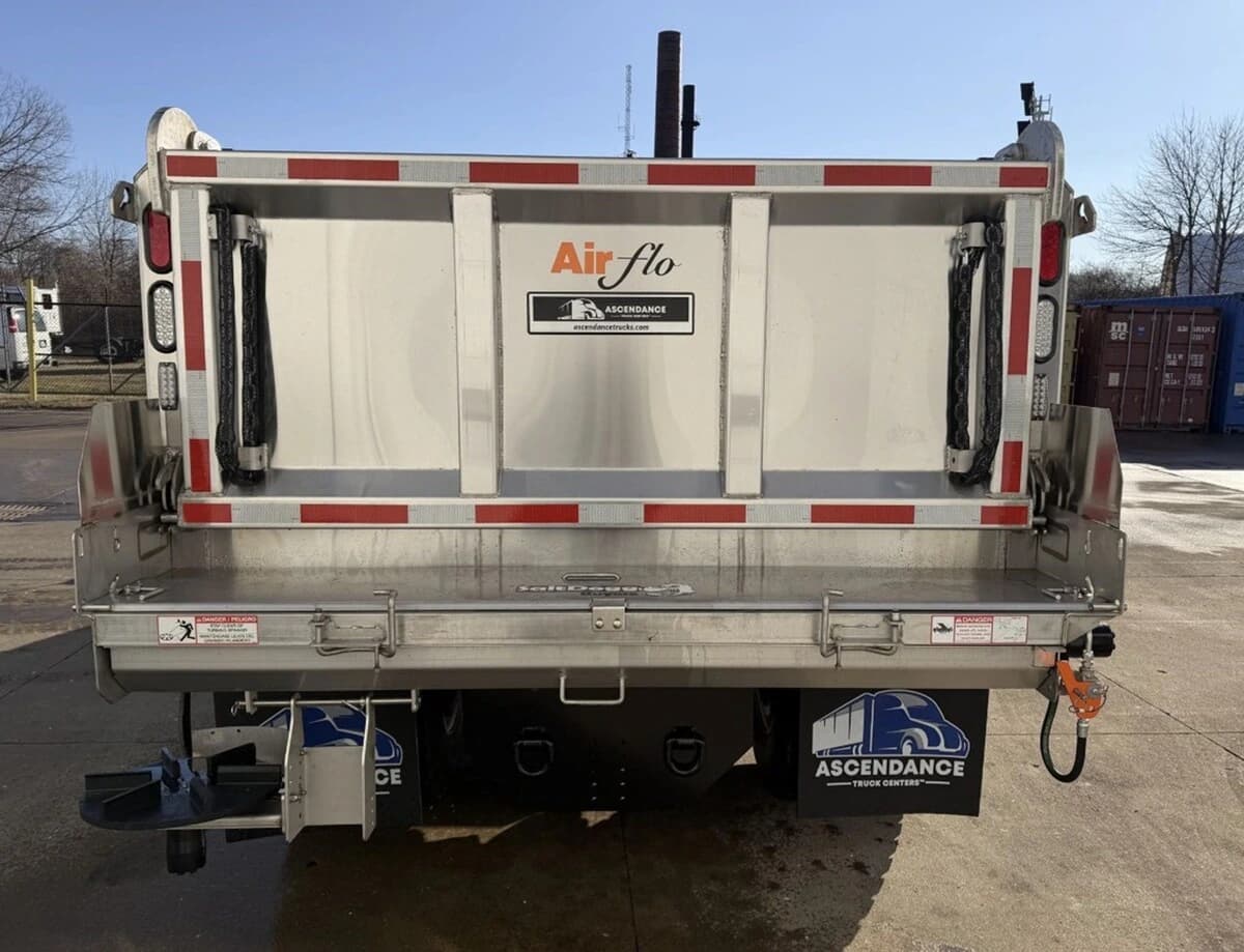 2025 International HV — photo 8