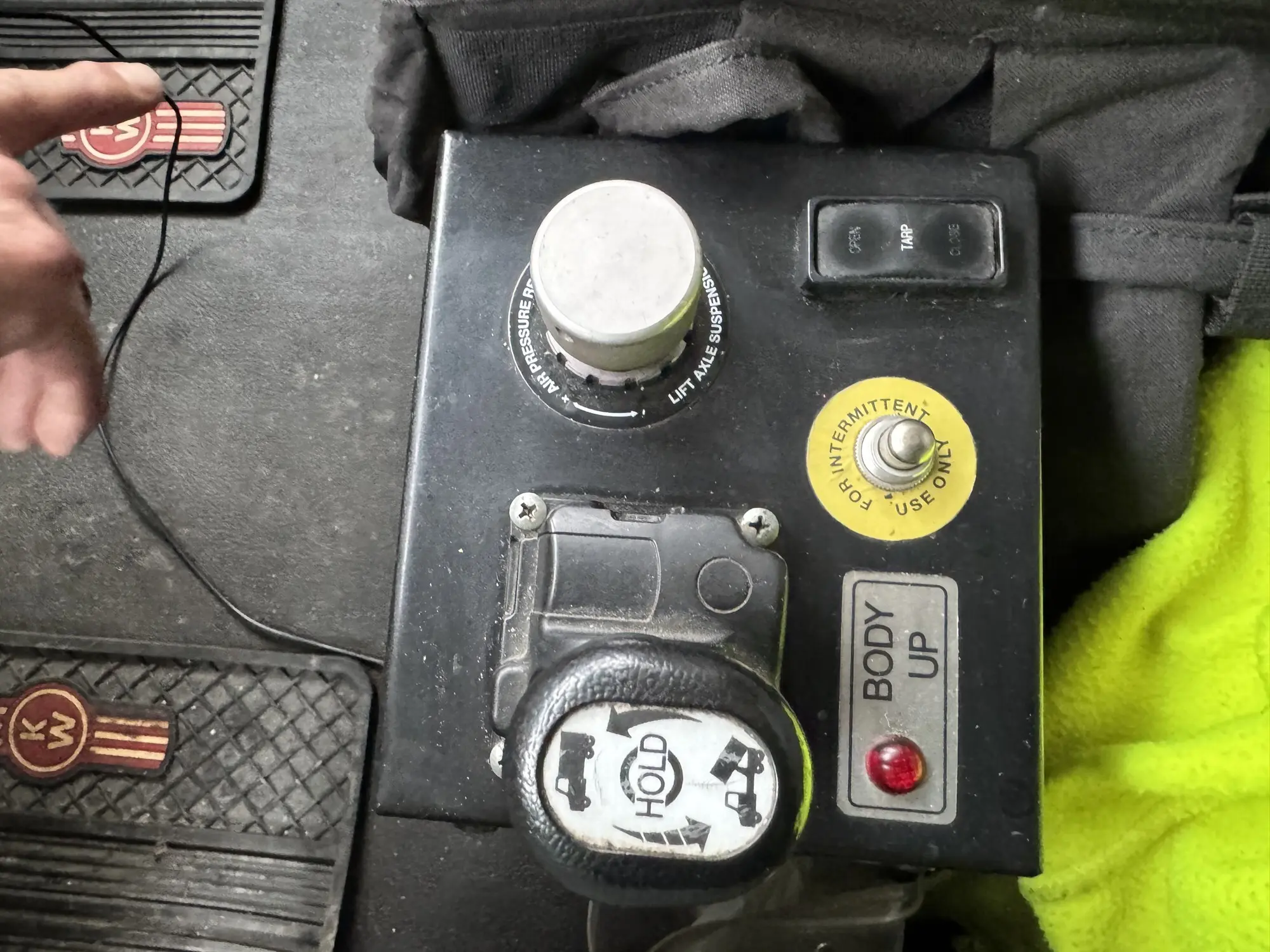 2019 Kenworth T800 — photo 20