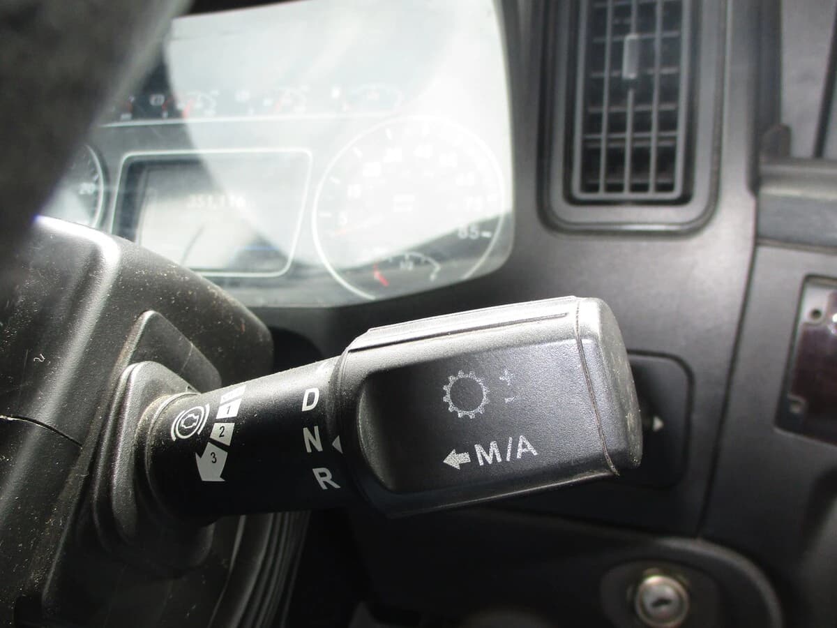 2019 International LT — photo 18