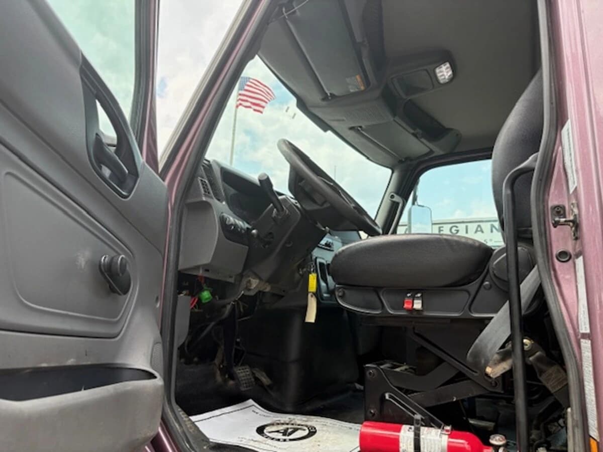 2021 International HV — photo 19