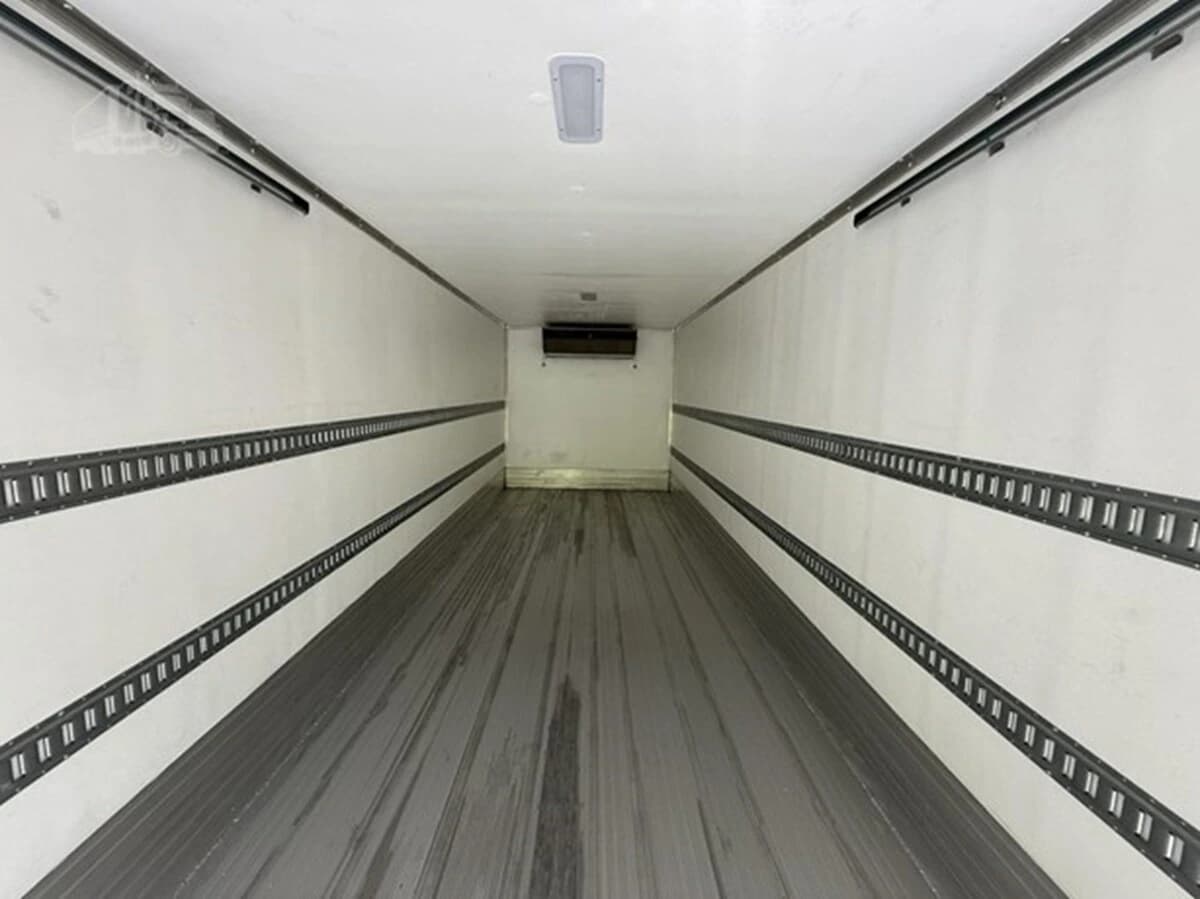 2025 International MV — photo 6