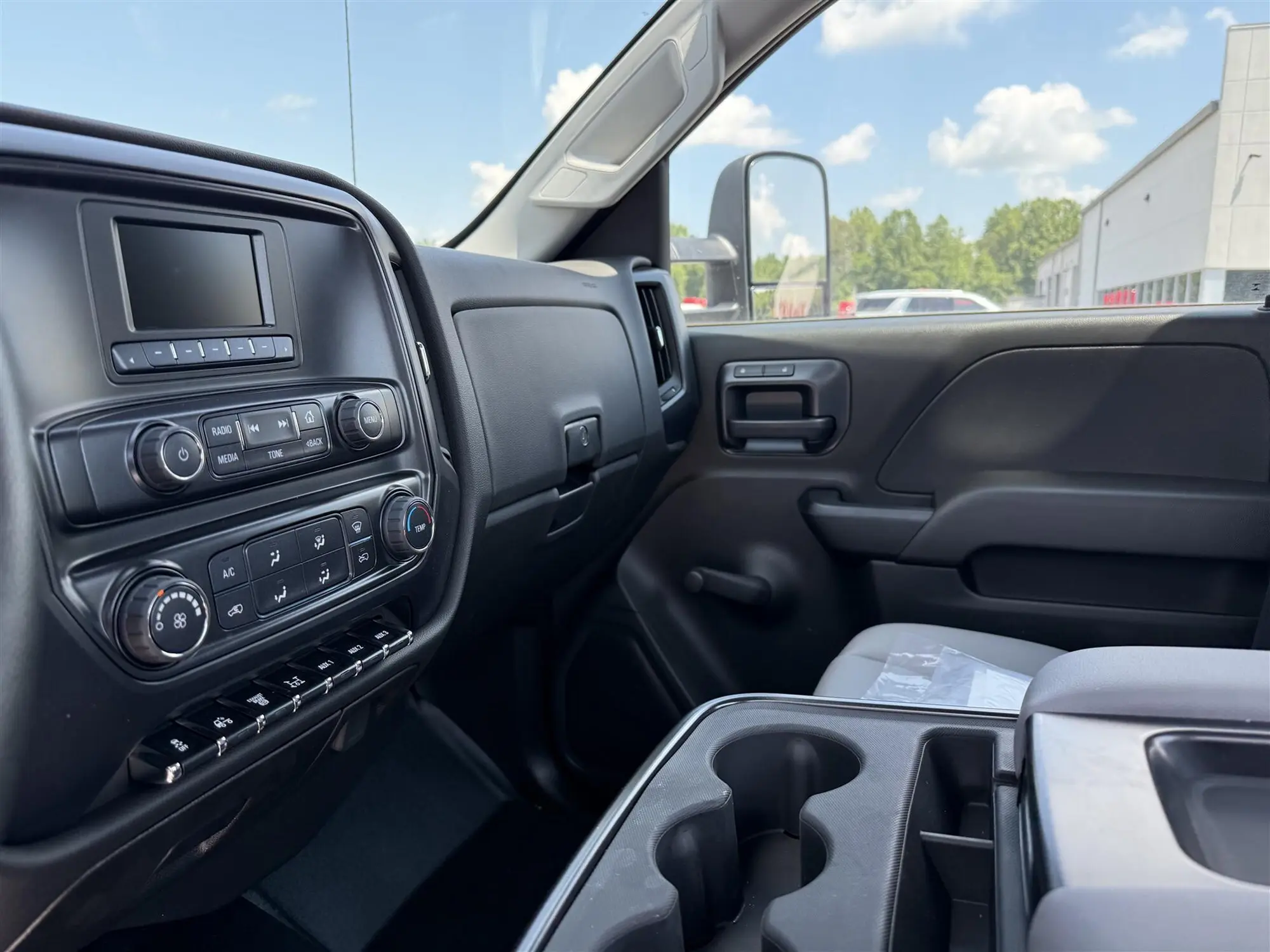 2024 International CV — photo 8