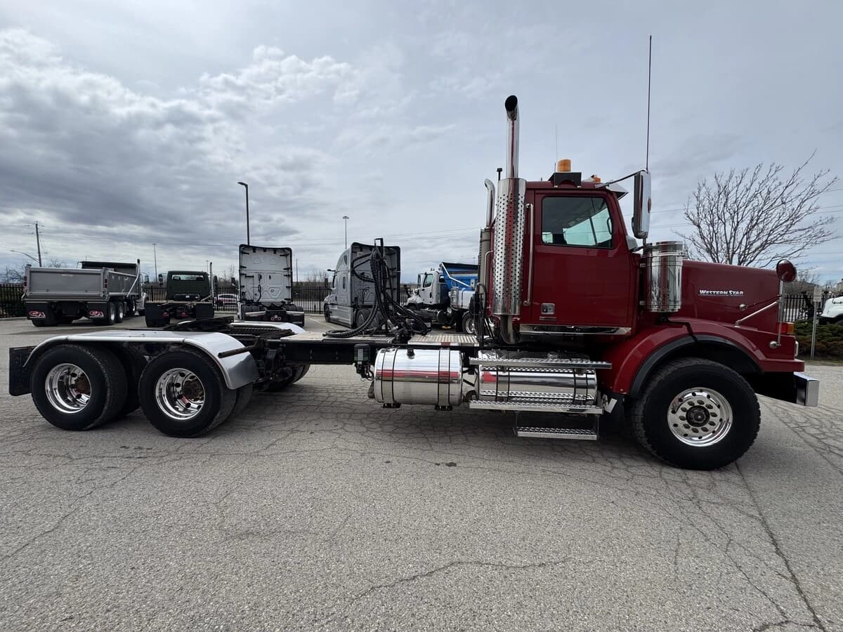 2020 Western Star 4700 — photo 8