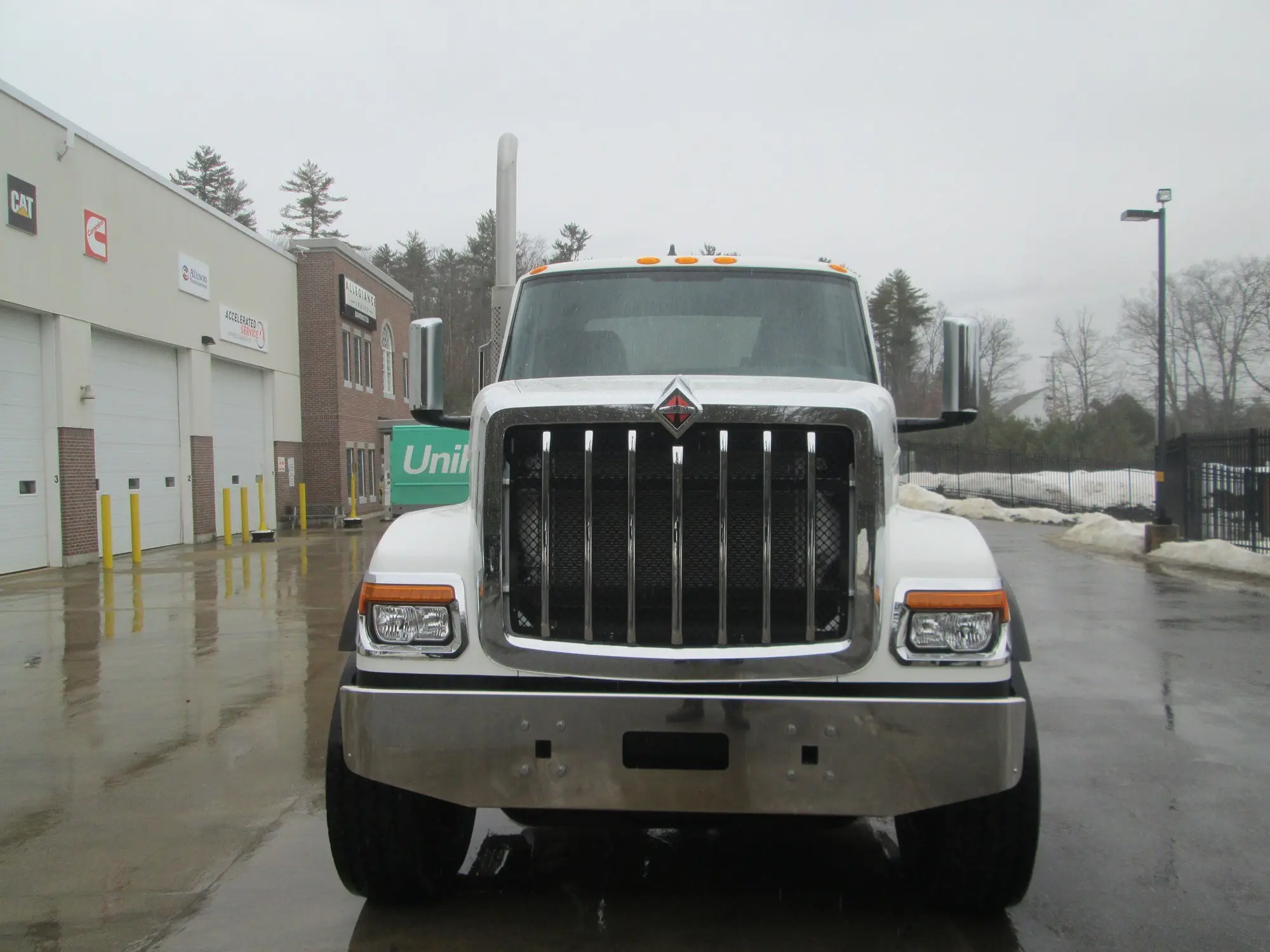 2024 International HX — photo 10