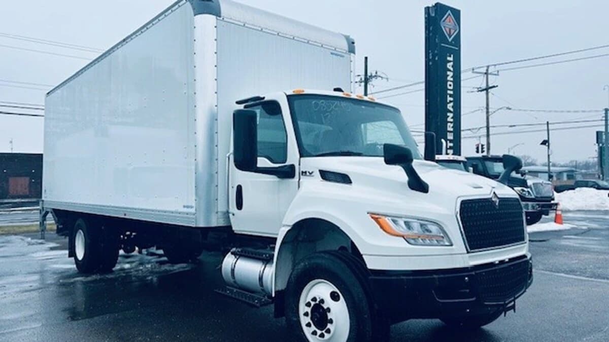 2025 International MV — photo 2