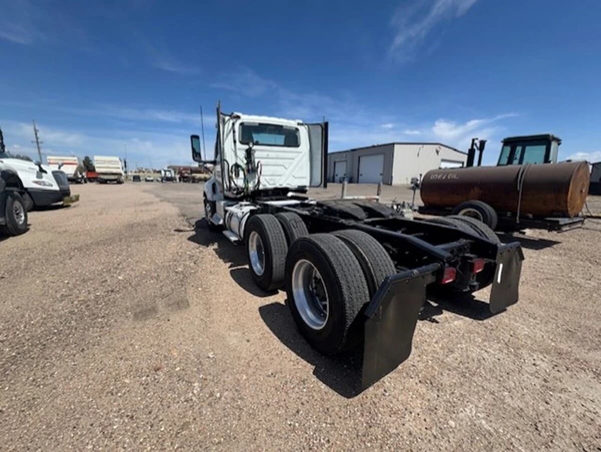 2019 International LT — photo 7