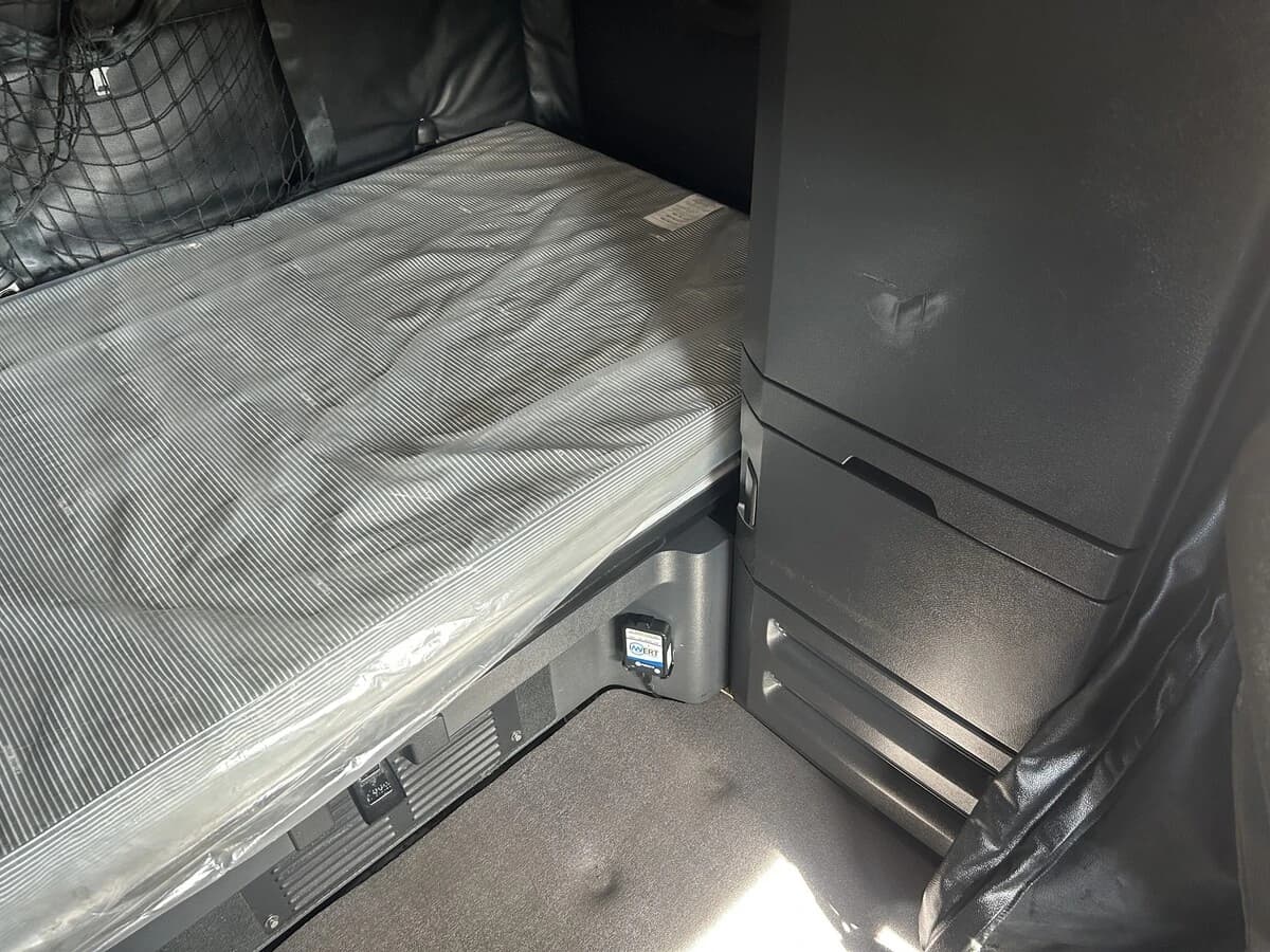 2025 Freightliner Cascadia — photo 15