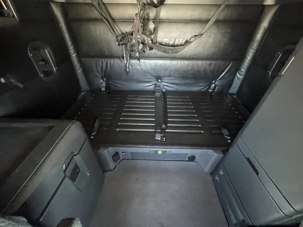 2024 Freightliner Cascadia — photo 13