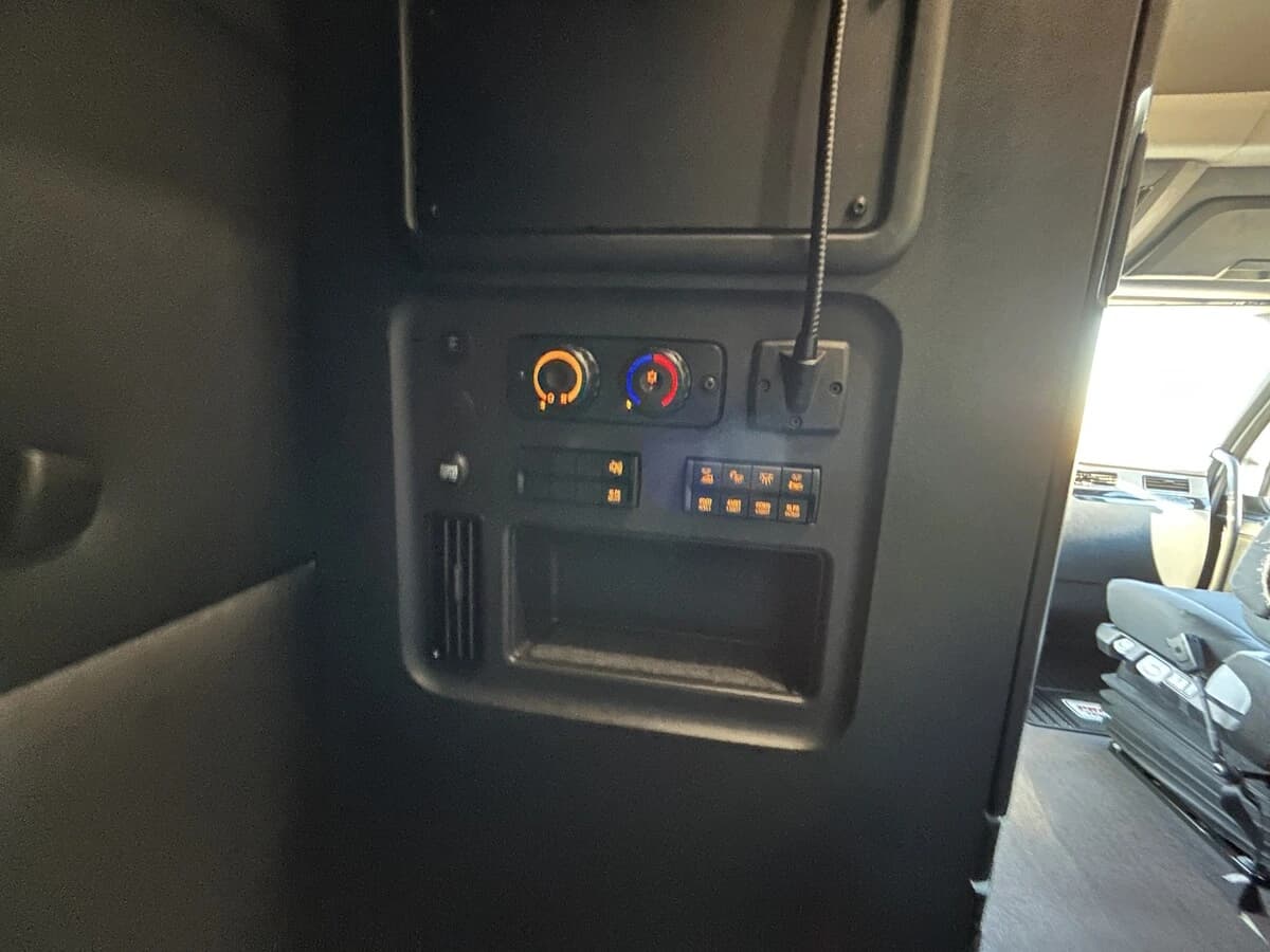 2026 Freightliner Cascadia — photo 16