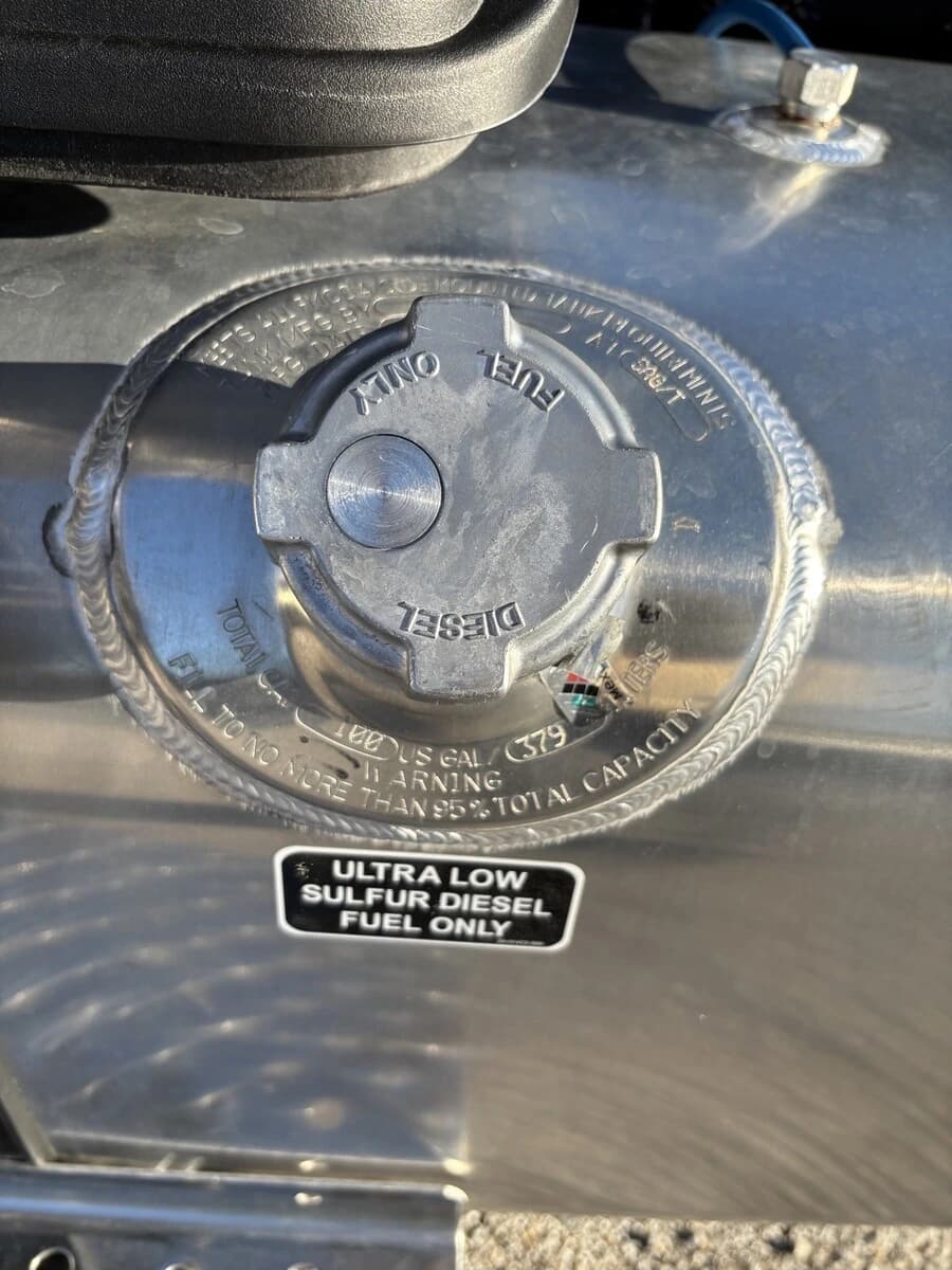 2027 Freightliner M2 106 — photo 11