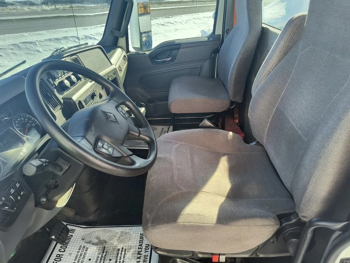 2021 International MV — photo 8