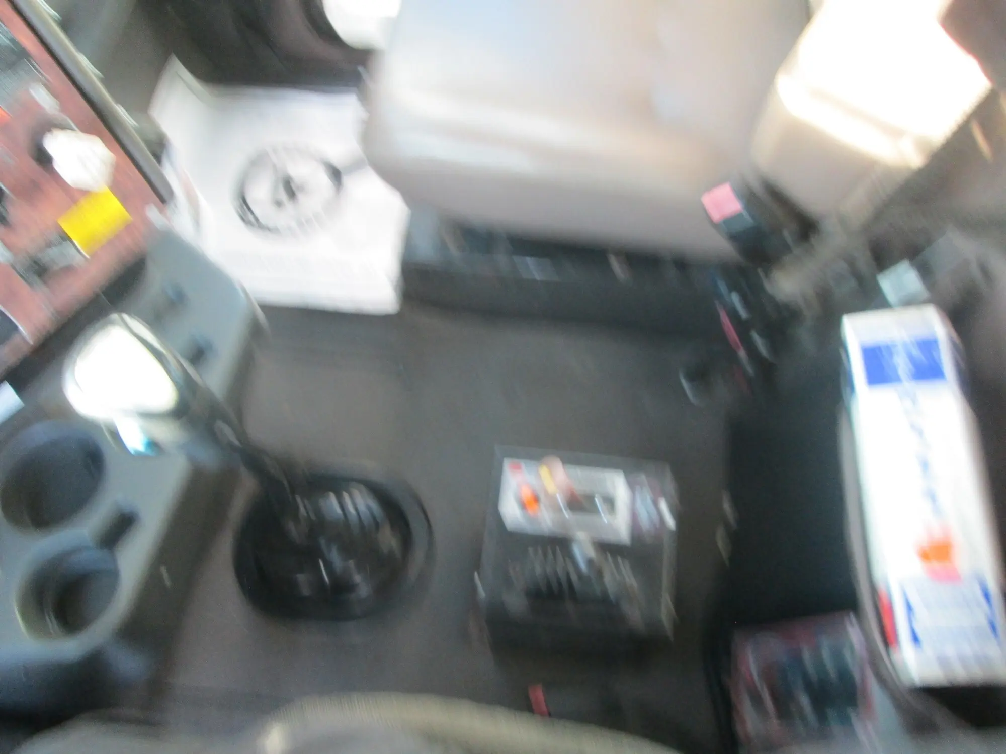 2013 Freightliner M2 106 — photo 2