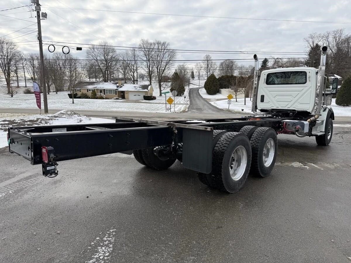 2026 International HX — photo 3