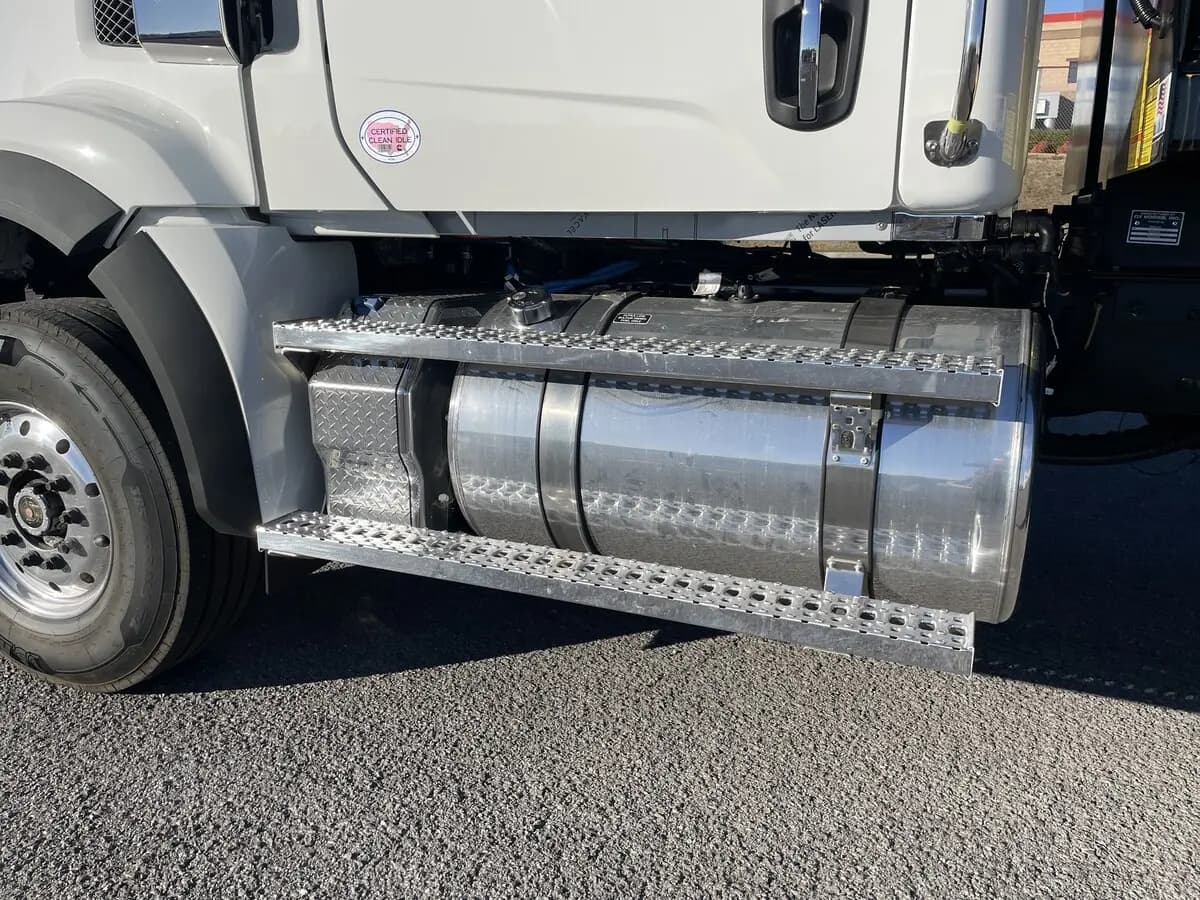 2026 Western Star 49X — photo 15