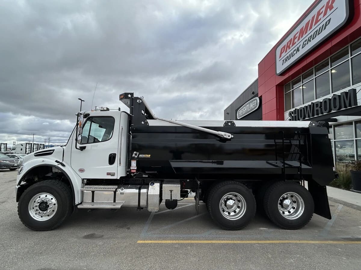 2026 Freightliner M2 106 — photo 8