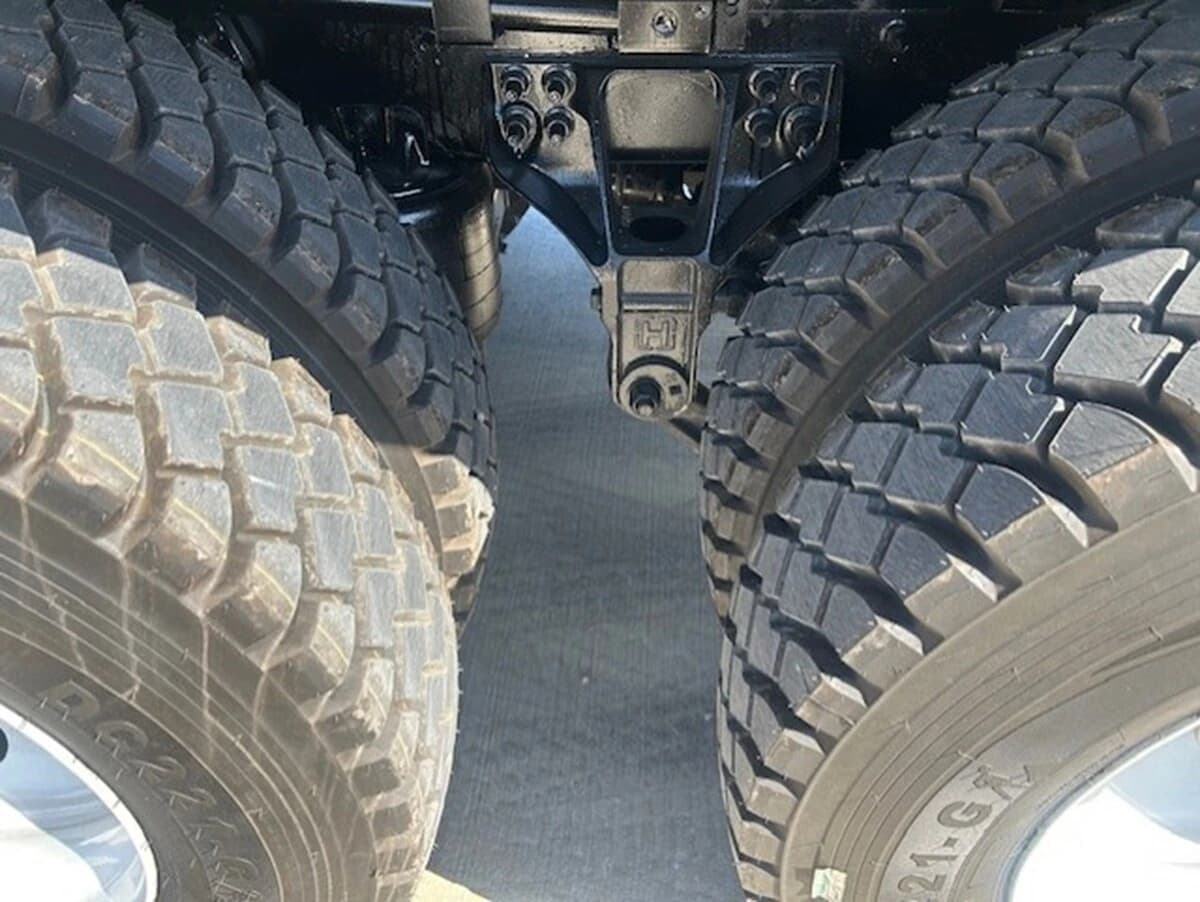 2021 Freightliner 122SD — photo 10