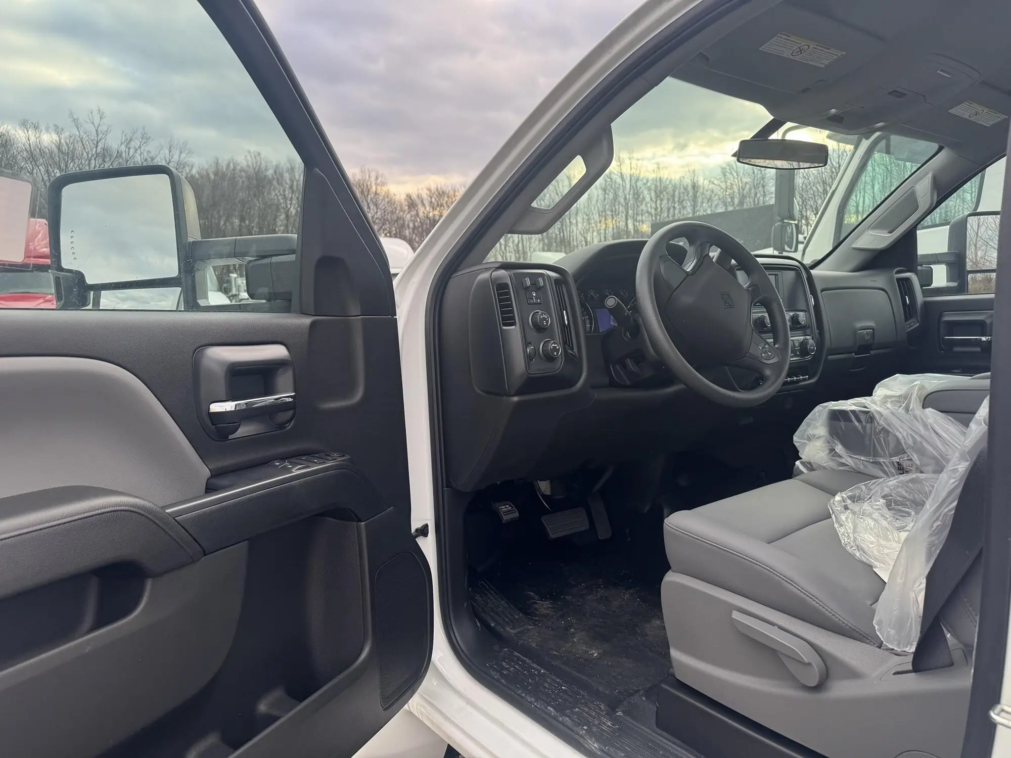 2024 International CV — photo 5