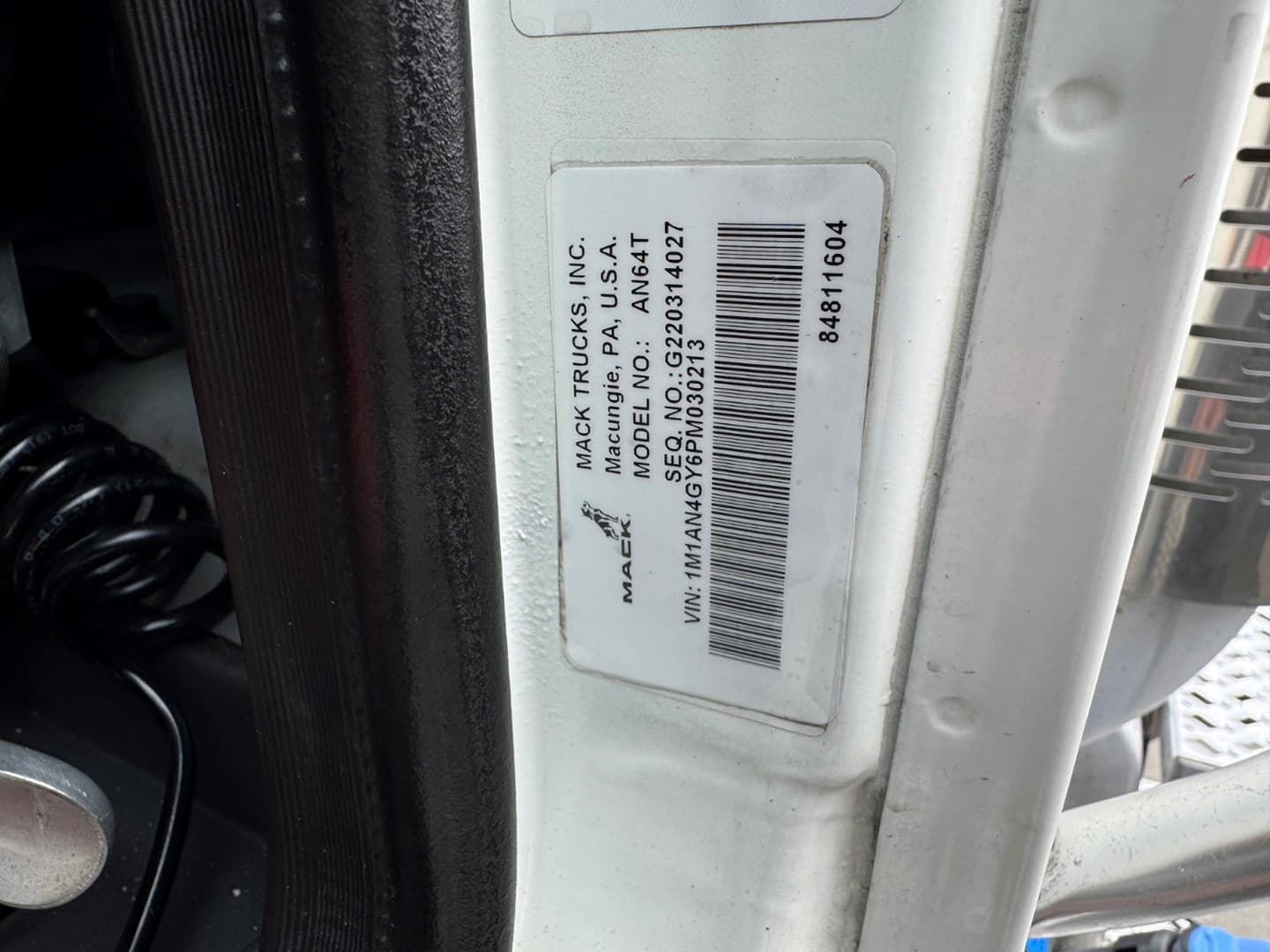 Used 2023 Mack Anthem Daycab — photo 18