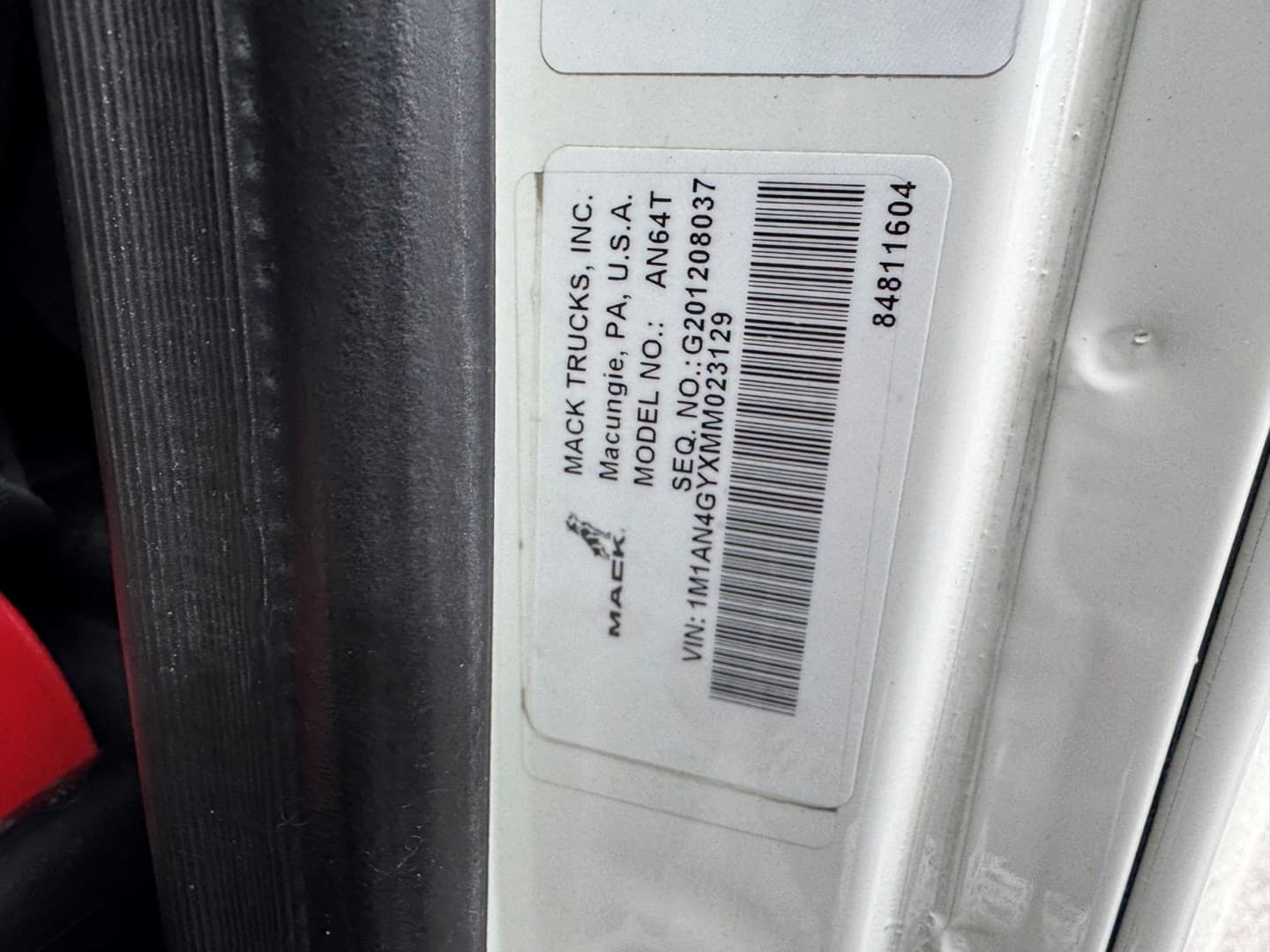 2021 Mack Anthem Sleeper — photo 23