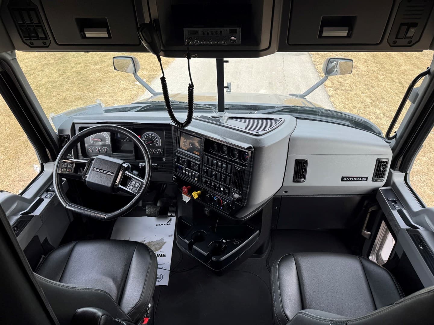 2023 MACK AN64T - USED TRUCKS SLEEPER — photo 21