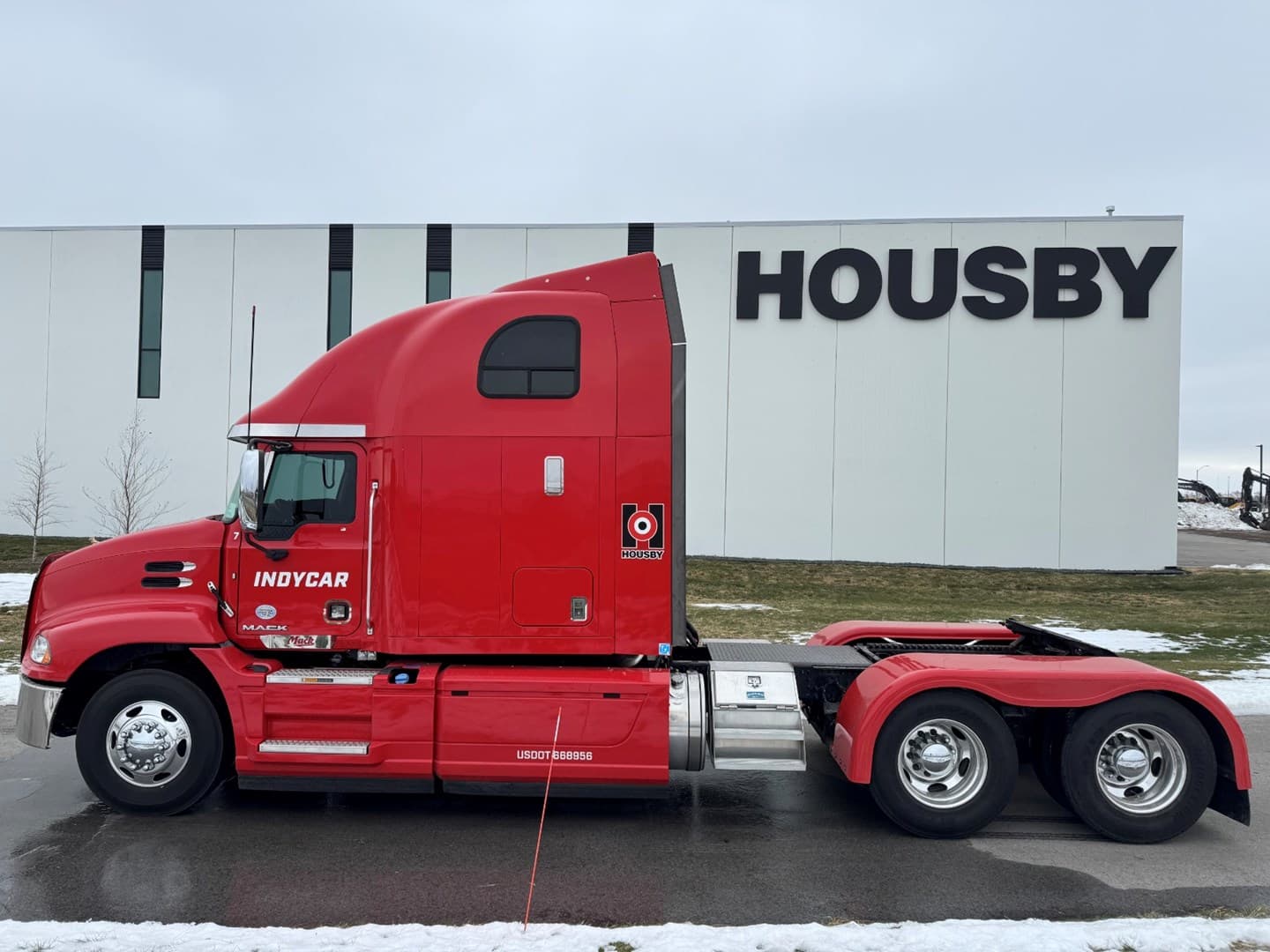 2018 MACK CXU613 - USED TRUCKS SLEEPER — photo 3