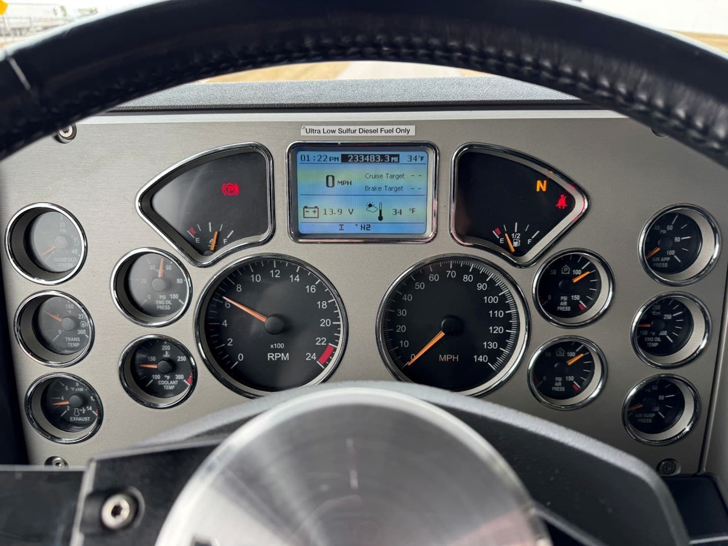 2017 MACK CXU613 - USED TRUCKS SLEEPER — photo 15