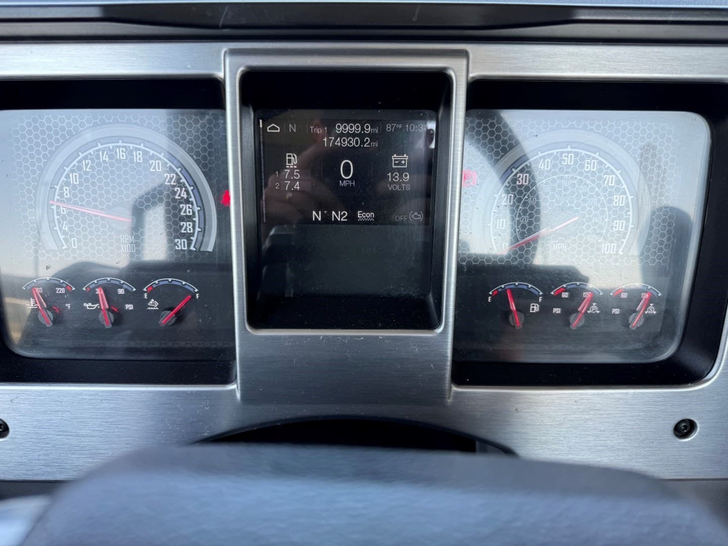 2022 MACK AN64T - USED TRUCKS DAY CAB — photo 15