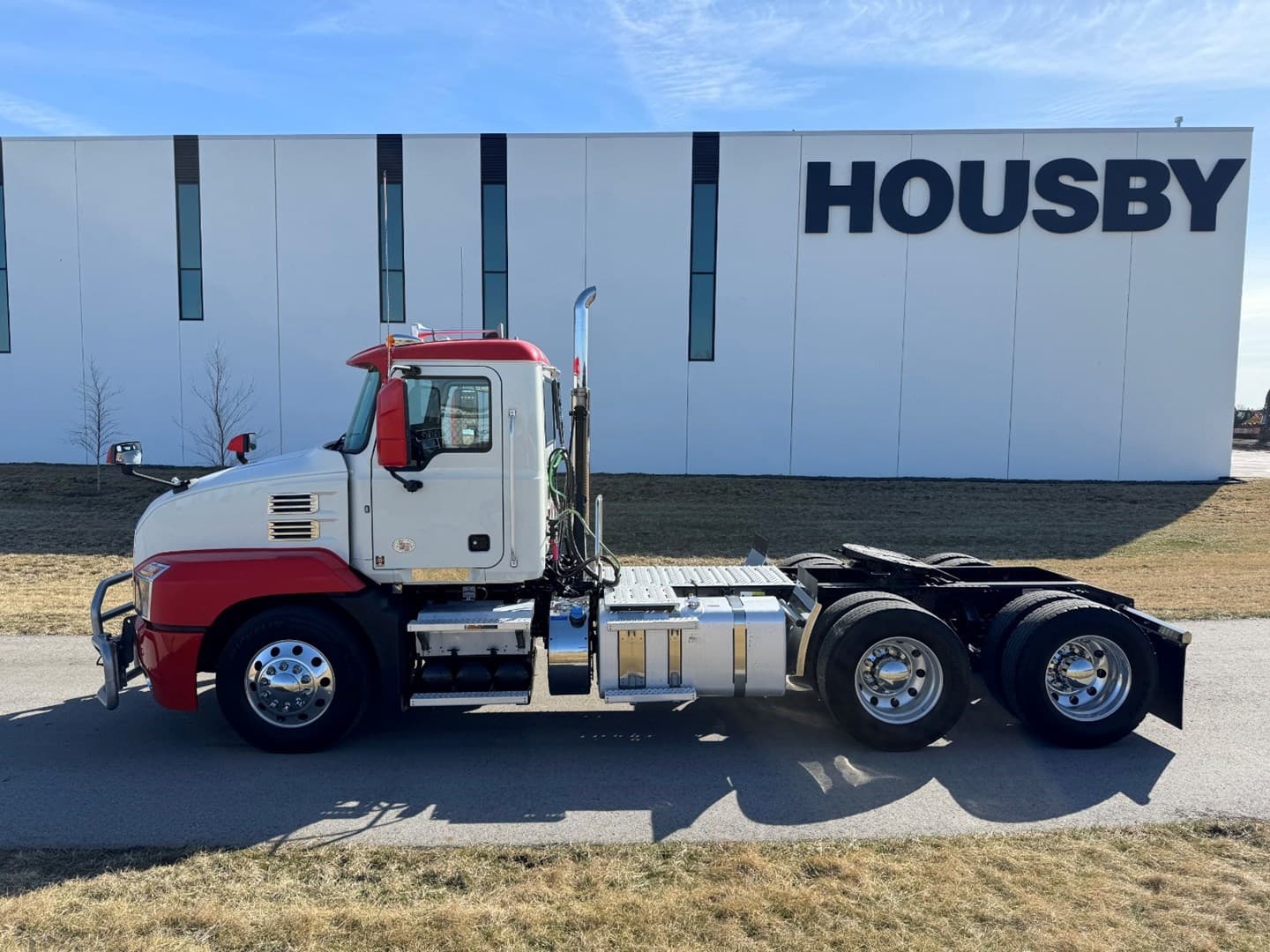 2021 Mack Anthem Daycab — photo 3