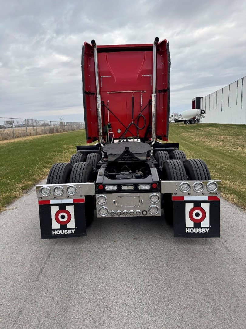 2018 MACK CXU613 - USED TRUCKS SLEEPER — photo 5