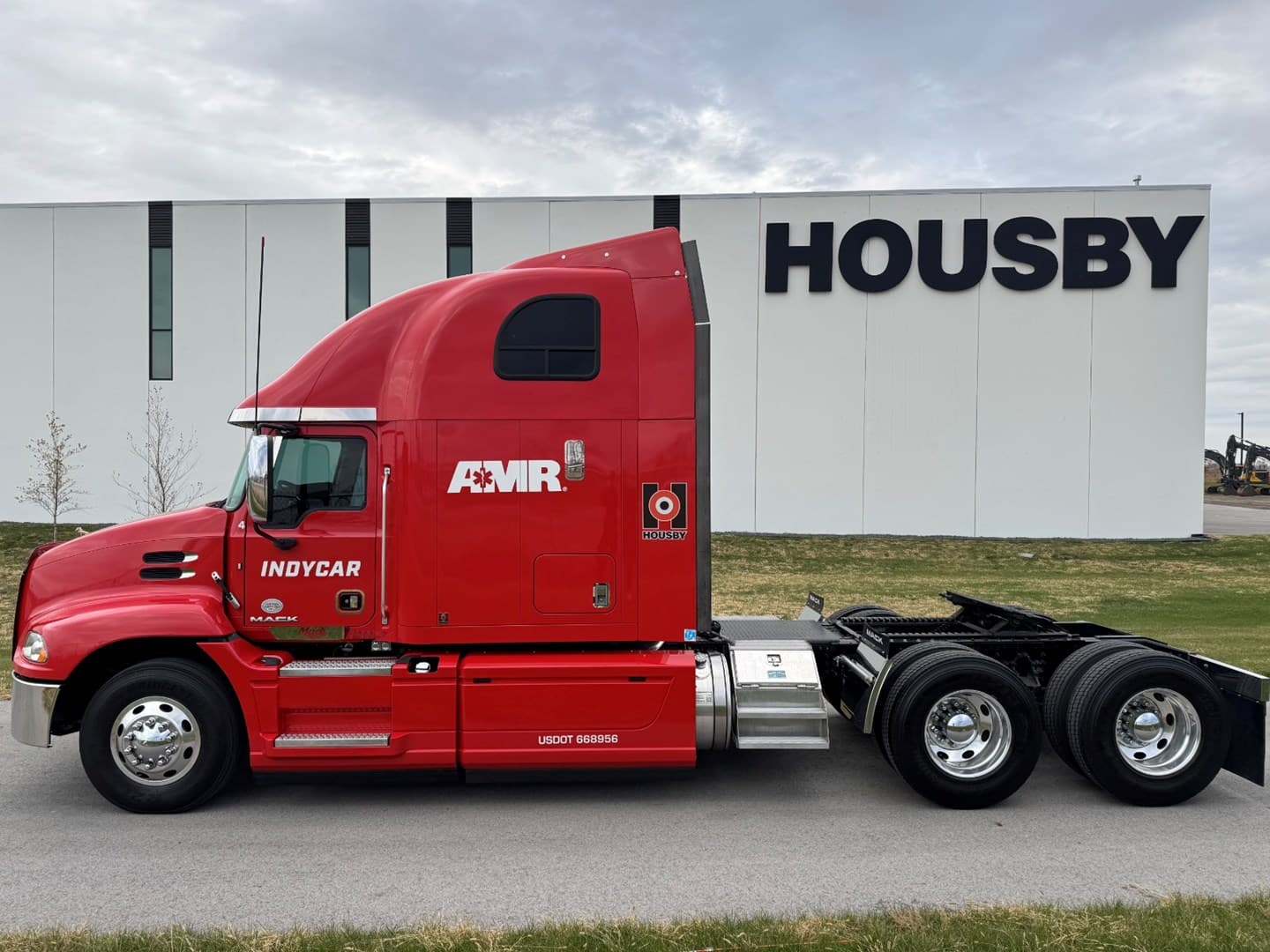 2018 MACK CXU613 - USED TRUCKS SLEEPER — photo 3