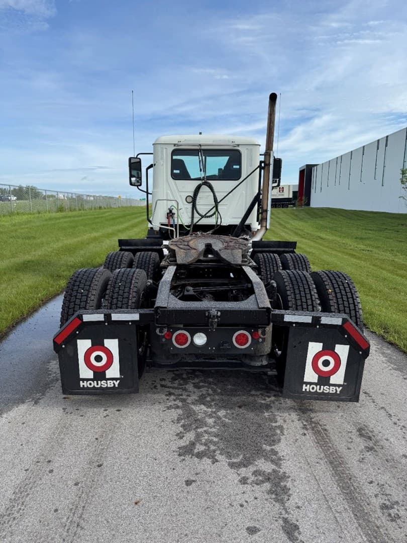 2022 MACK AN64T - USED TRUCKS DAY CAB — photo 5