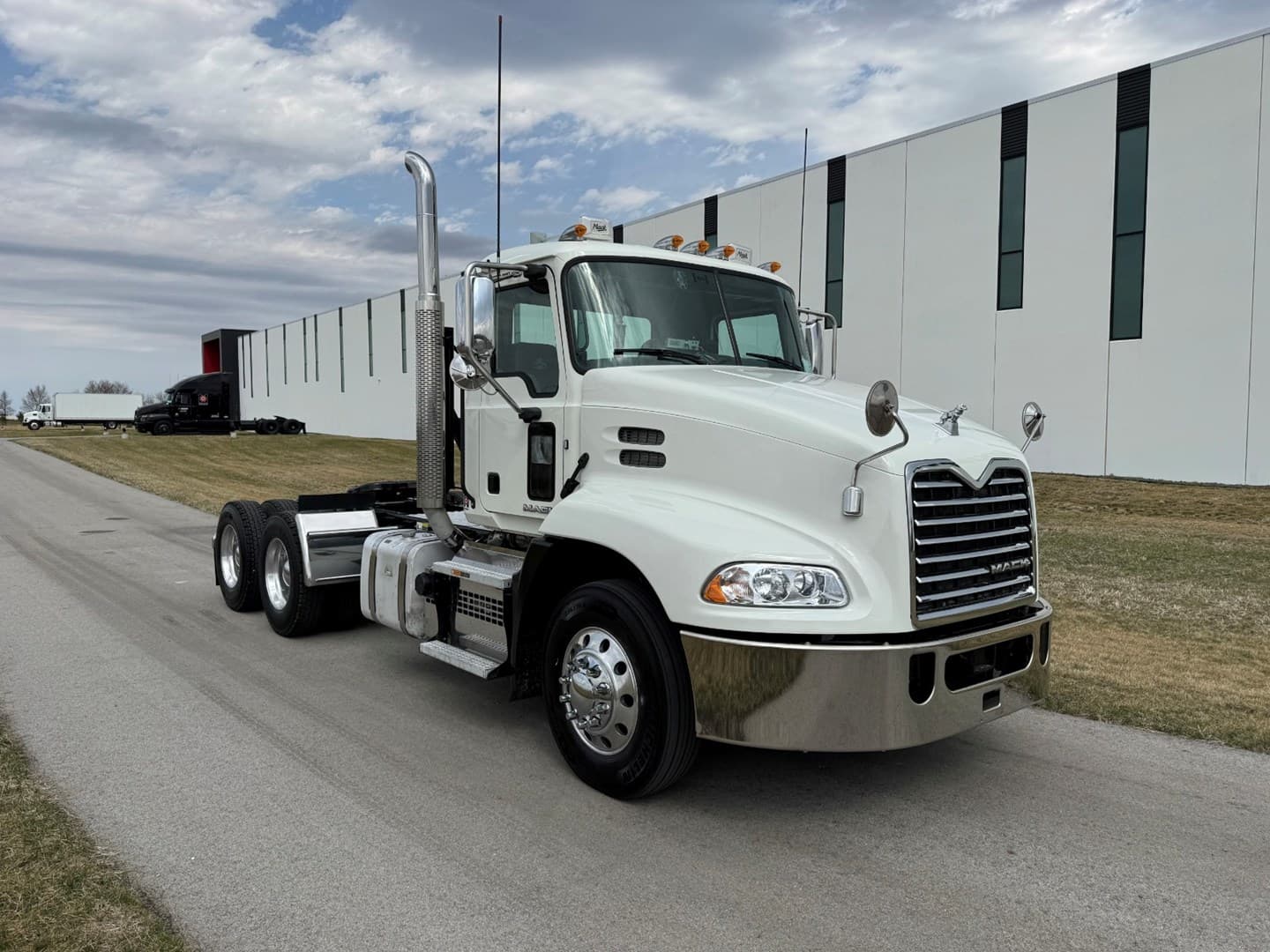 2018 Mack CXU613 — photo 8