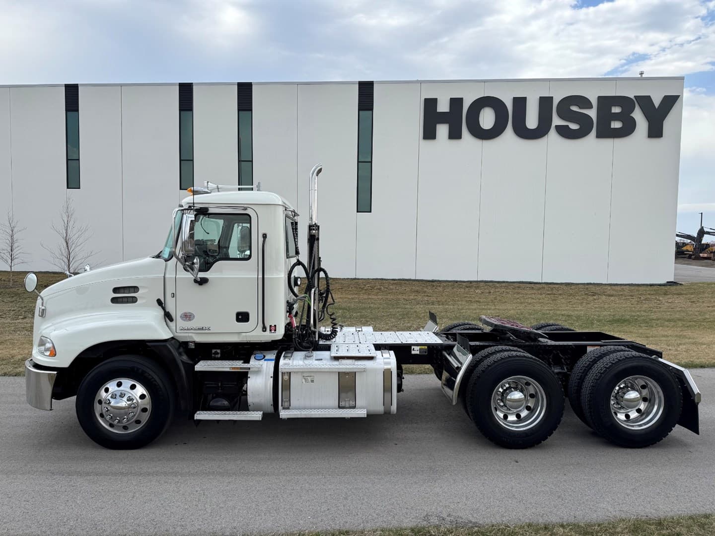 2018 Mack CXU613 — photo 3
