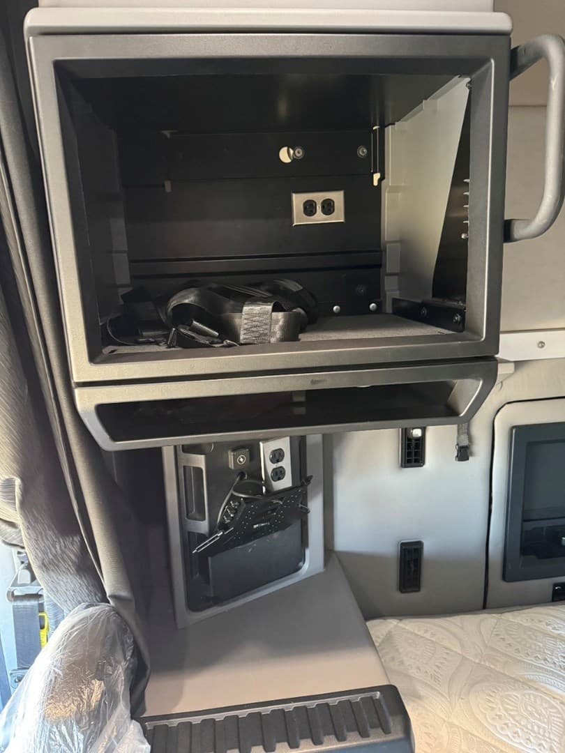 2020 MACK AN64T - USED TRUCKS SLEEPER — photo 20