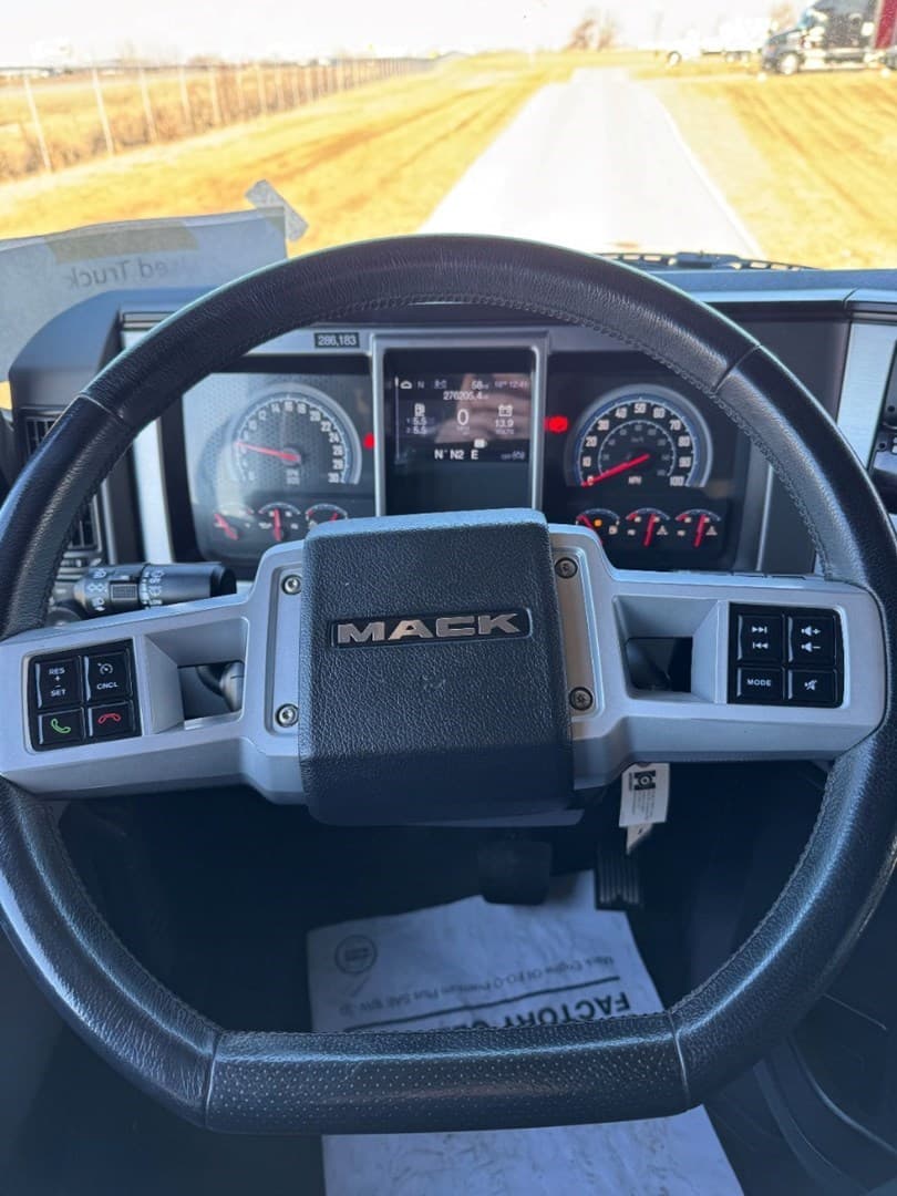 2020 MACK AN64T - USED TRUCKS SLEEPER — photo 14