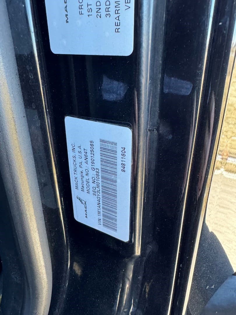 2020 MACK AN64T - USED TRUCKS SLEEPER — photo 23