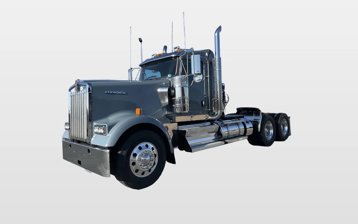 2026 Kenworth W900 — photo 1