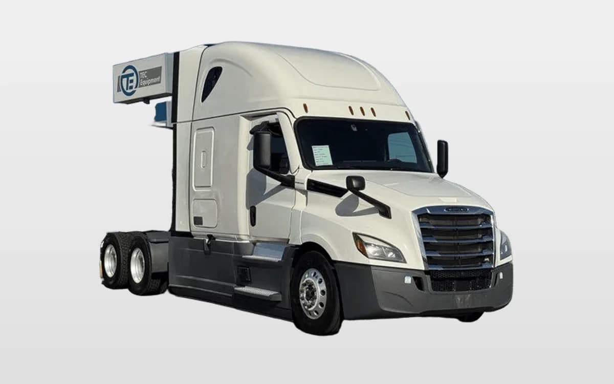 2022 Freightliner Cascadia — photo 1
