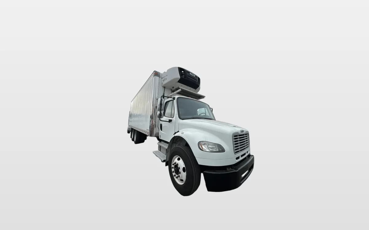 2018 Freightliner M2 106 — photo 1