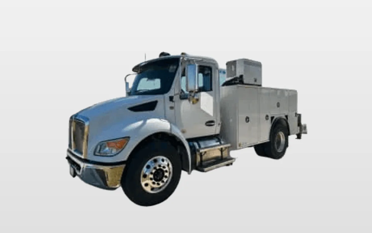 2025 Kenworth T280 — photo 1